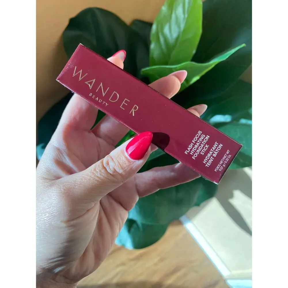 NEW Wander Beauty Flash Focus Hydrating Foundation Stick in Deep
